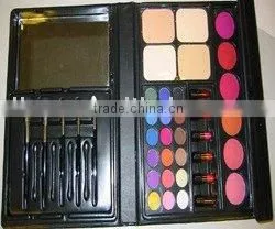18eyeshadow,6lipgloss and 4blusher thumbnail-1