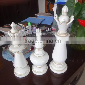 Chess Crafts Mannequin thumbnail-2