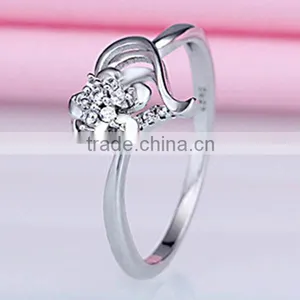 Luxury Jewelry Flower Design and Hollow Heart Design 925 Sterling Silver Rings thumbnail-3