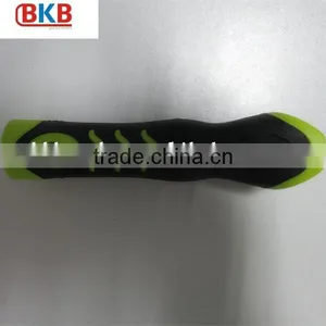 Good Design Paint Roller Brush Plastic Handle thumbnail-1