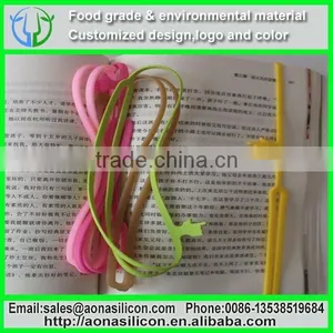 Creative Design Anti-skidding Waterproof Silicone Bookmark thumbnail-1
