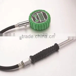 Professional Dial Truck Tire Pressure Gauge With LCD thumbnail-1