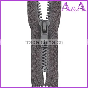 Hot-selling #5 Strong Plastic Zipper With Strong Teeth With Different Color,size,plastic Zipper Bags or Zip thumbnail-5
