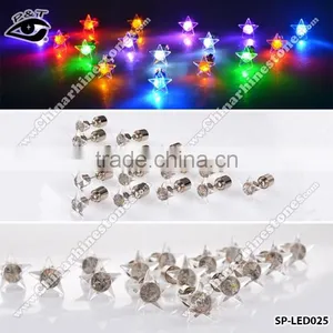 Fashion LED Earring Star Shapes Lights Up Earring Studs thumbnail-1