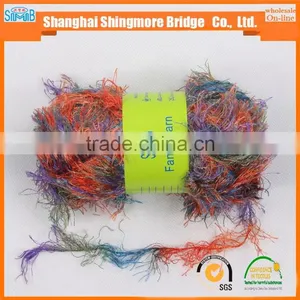 Fancy Factory Hot Wholesale 100% Polyester Feather Yarn Pine Yarn for Knitting thumbnail-1