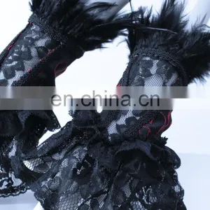 Gothic Laced Mini Gloves With Feathers thumbnail-4