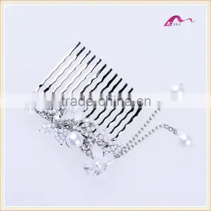 Elegant Bridal Pearl Flower Hair Comb Accessories thumbnail-3