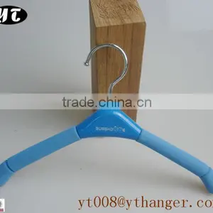 Curtain Hanger Beautiful Plastic Clothes Hanger Coat Hanger thumbnail-1
