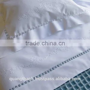 Hand Embroidery Bedding Set thumbnail-1