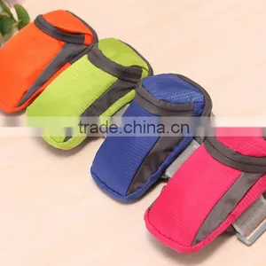 Waterproof Outdoor Sports 6 Inch Mobile Phone Arm Bag thumbnail-3