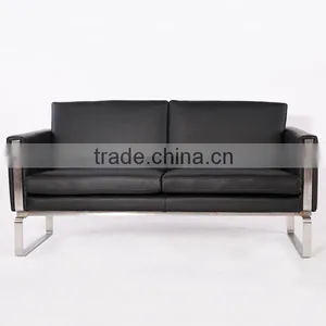 Wagner Furniture White/black/brown Leather CH102 Loveseat thumbnail-1
