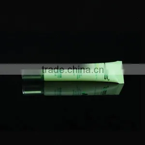 20ml Needlepoint Plastic Cosmetic Tube for Eye Cream With Tip Nozzle thumbnail-1