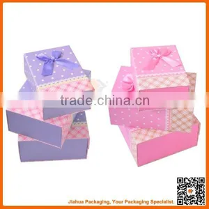 Delicate Flat Folding Gift Box With Ribbon thumbnail-4