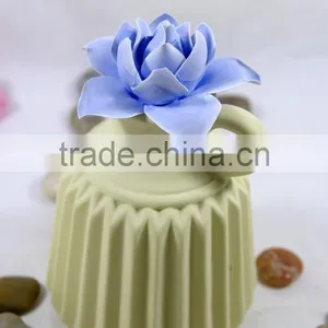 Natural Lavender Scented Plaster Flower Fragrance Diffuser With Ceramic Bottle thumbnail-3