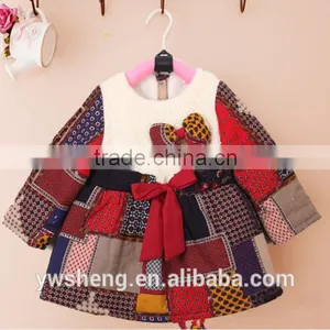 Kids 2016 Hot Selling Winter Popular Design Baby Girls Velvet Dress Wear thumbnail-3