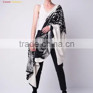 Italian Women Shawls Wool Knit Scarf Shawls thumbnail-3
