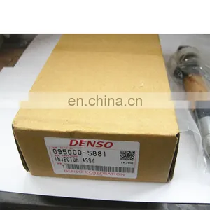 Injector 095000-5881 23670-30050 23670-39096 for 2KD-FTV Engine thumbnail-2