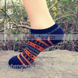 2016 New Design Custom High Quality Women Socks in Hot Saling thumbnail-3