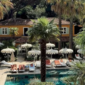 Outdoor Market Resort Parasol Commercial Pagoda Beach Garden Parasol Factory Customized thumbnail-3