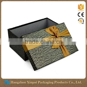 Custom Logo Printed Black Decorative Cardboard Gift Boxes thumbnail-1