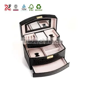 Factory Cosmetic Mini Suitcase Gift Box thumbnail-4