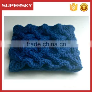 V-68 Hot Sell Crochet Knitted Cosy Porcelain Sweater thumbnail-3