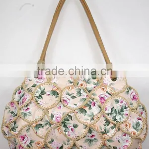 Latest Design Woman Handbag Cowhells Material Durable Use Beautiful Color Multifunction thumbnail-1
