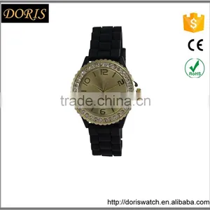 Wholesale Charm Man's Wrist Watches Alloy Material Case Silicone Band thumbnail-3