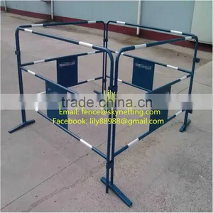 Bule Powder Coating Crowd Control Barrier With LOGO Traffic Barrier Reflective Tape thumbnail-1