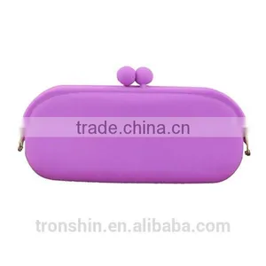 Hot Sale China Supplier Eco-friendly Custom Silicone Glass Pouch thumbnail-5