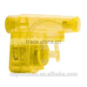 Water Gun Plastic Mini Gun for Kids in Summer thumbnail-3
