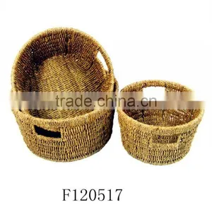 Set of Three Seagrass Basket With Common Handle thumbnail-1