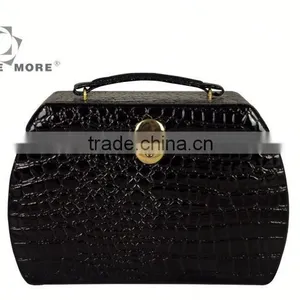 Glossy Gold Lock Jewel Boxes thumbnail-1