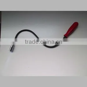 Lighted Magnetic Pickup Tool thumbnail-1