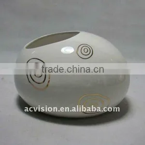 Whit Decoration Vase thumbnail-1