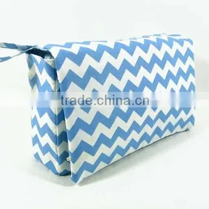 China Factory Personalized 3 in 1 Blue and White Chevron Baby Diaper Bag thumbnail-4