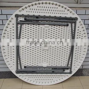Popular Round Plastic Folding Table Outdoor thumbnail-5