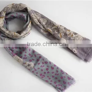 Flower Print Wool Long Scarf thumbnail-4