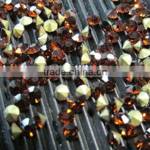 High Quality Siam Color Glass Chaton Stone thumbnail-1