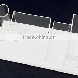 Customized Acrylic Office Dividers thumbnail-1