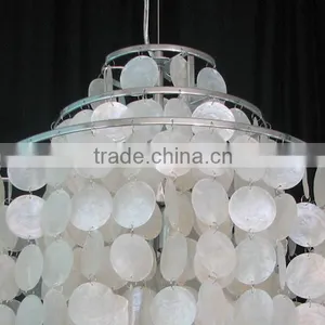 Seashell Pendant Lamp thumbnail-2