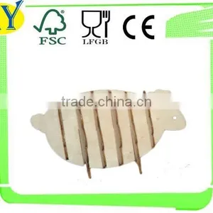 Natural Animal Shaped Cheap Wooden Coaster thumbnail-1