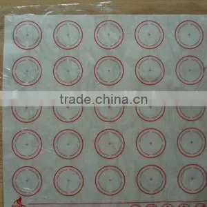 FDA Eco-friendly Non-stick Silicone Baking Mat thumbnail-2