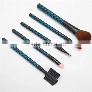 Blush Make up Brush thumbnail-1