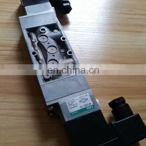 CKD Solenoid Valve 4F330-10 thumbnail-1