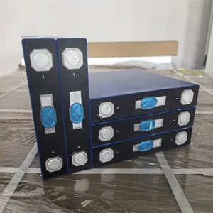 EVE LF218 3.22V 218Ah Grade A LiFePO4 Cell Low Internal Resistance 4000 Cycles Prismatic LFP Battery for Solar ESS Commercial Energy Storage Wholesale thumbnail-3