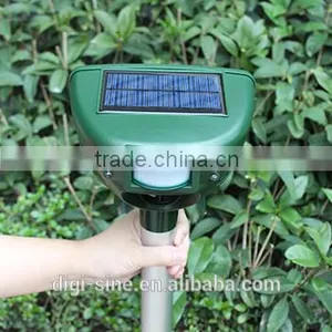 CE ROHS Certificated High Power Solar Dog & Cat Animal Repellent thumbnail-3