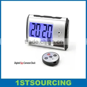 720P Alarm Clock Camera With Remote Control thumbnail-1