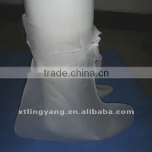 Disposable White PP Boot Cover thumbnail-1