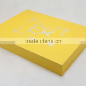 High Quality Clamshell Box With Magnetic Closure Scarf Box , Accept OEM / ODM Order thumbnail-3